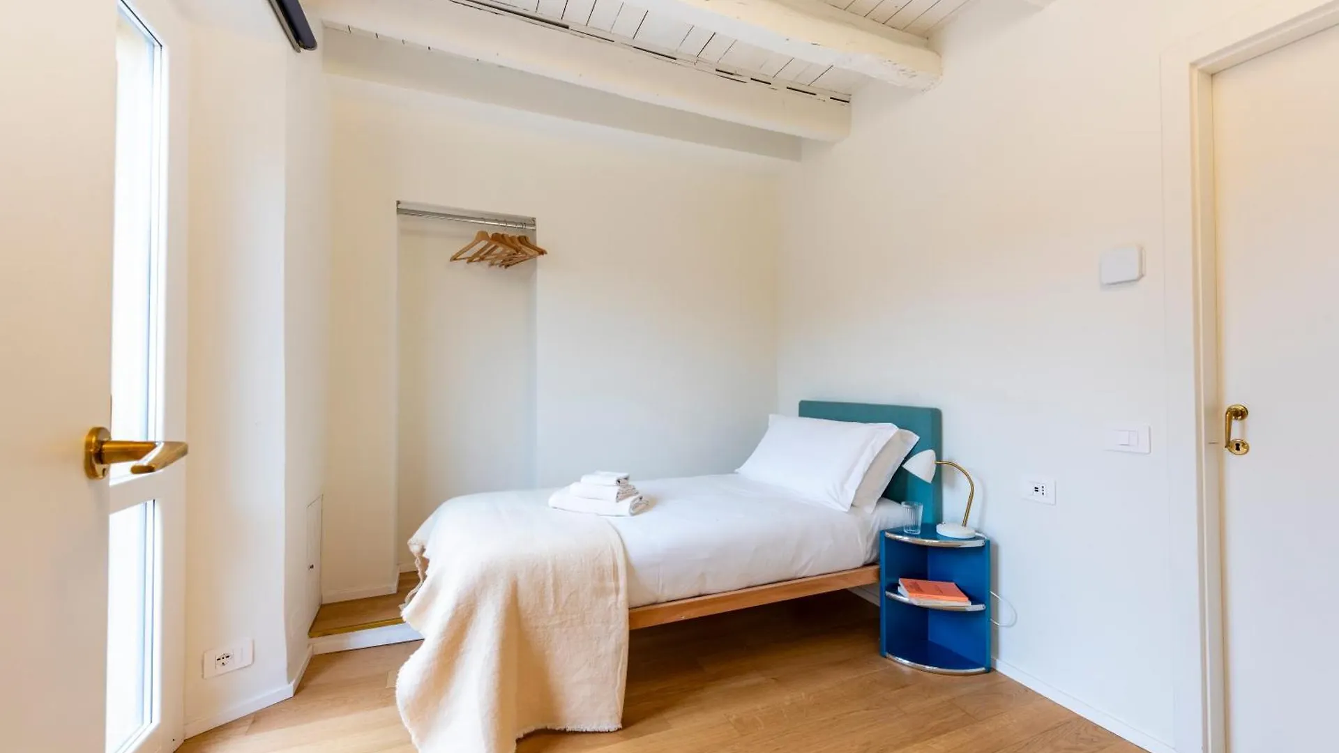 Apartmán Large & Comfy - A Few Steps From The Duomo Milán 0*,  Itálie